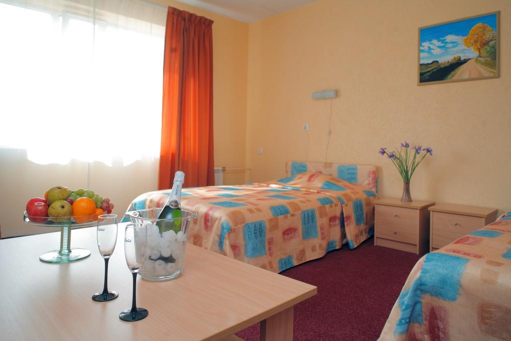 Rehe Hotel Tartu Exterior photo
